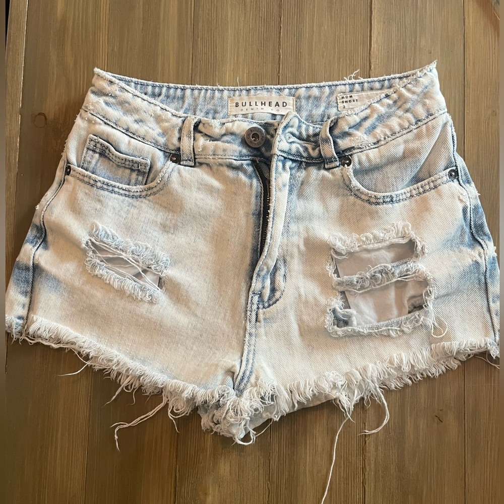 Bullhead Jean Shorts. Size 3.